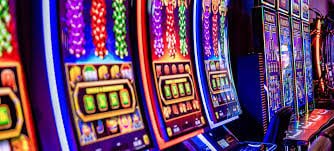 w 40 Slot Rooms